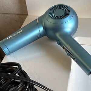 BaBylissPRO Metallic Blue Hair Dryer
